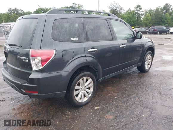 2013 Subaru Forester X Limited with VIN JF2SHAECXDH403678, listed as a IAAI auction lot 42329292 with 204,950 mi miles and . Bid and sale history available at DreamBid. Image 4.