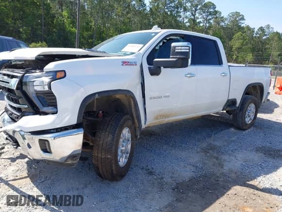 2025 Chevrolet Silverado 2500HD with VIN 1GC1KPEY0SF160711, listed as a IAAI auction lot 41984112 with 316 mi miles and . Bid and sale history available at DreamBid. Image 17.