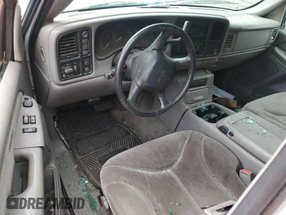 2000 GMC Sierra 1500 SLE с VIN 2GTEK19T2Y1126461, выставлен на аукционе Copart как лот 58947385 с пробегом 125 875 миль миль и Списание • Salvage title. История ставок и продаж доступна на DreamBid. Изображение 8.