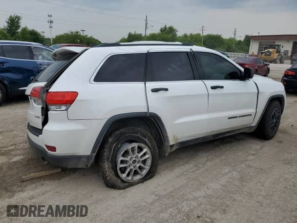 2018 Jeep Grand Cherokee Laredo with VIN 1C4RJFAG1JC166739, listed as a Copart auction lot 59468844 with Not provided miles and Non repairable. Bid and sale history available at DreamBid. Image 3.