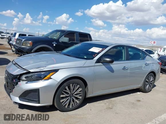 2024 Nissan Altima SV with VIN 1N4BL4DV4RN331229, listed as a IAAI auction lot 43165188 with 57,897 mi miles and . Bid and sale history available at DreamBid. Image 14.