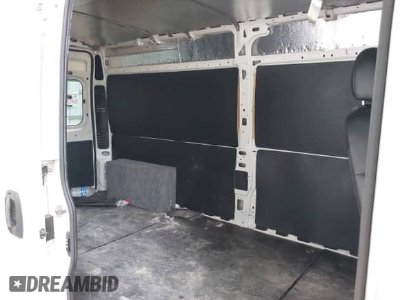 2016 Ram ProMaster Cargo with VIN 3C6TRVDG4GE108914, listed as a IAAI auction lot 42961462 with 482,550 mi miles and . Bid and sale history available at DreamBid. Image 8.