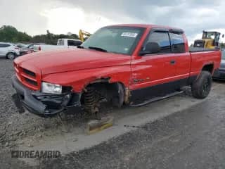 2001 Dodge 1500 with VIN 1B7HF13Y01J610517, listed as a Copart auction lot 66137855 with 150,338 mi miles and Salvage title. Bid and sale history available at DreamBid. Image 1.