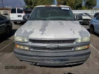 2002 Chevrolet Suburban LT z VIN 1GNEC16T52J256160, wystawiony jako Copart lot #77503294 z przebiegiem 246 338 mil mil oraz Czysty tytuł • Clean title. Historia ofert i sprzedaży dostępna na DreamBid. Obrazek 5.