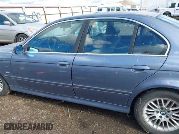 2003 BMW 5 Series 530i с VIN WBADT63483CK30606, выставлен на аукционе IAAI как лот 43525297 с пробегом 177 838 миль миль и . История ставок и продаж доступна на DreamBid. Изображение 14.