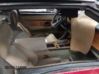 1986 Chevrolet Corvette с VIN 1G1YY0788G5122585, выставлен на аукционе IAAI как лот 43289240 с пробегом Не указан миль и . История ставок и продаж доступна на DreamBid. Изображение 5.