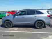 2020 Kia Sorento LX z VIN 5XYPG4A59LG682533, wystawiony jako IAAI lot #43153091 z przebiegiem 74 918 mil mil oraz . Historia ofert i sprzedaży dostępna na DreamBid. Obrazek 14.