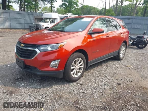 2020 Chevrolet Equinox LT with VIN 2GNAXUEV7L6133725, listed as a IAAI auction lot 42371172 with 61,404 mi miles and . Bid and sale history available at DreamBid. Image 2.