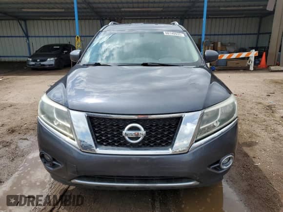 2014 Nissan Pathfinder Platinum Hybrid with VIN 5N1CR2MM5EC642694, listed as a Copart auction lot 60140935 with 145,853 mi miles and Clean title. Bid and sale history available at DreamBid. Image 5.