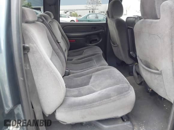 2006 GMC Sierra 1500 SL z VIN 2GTEC13V161241783, wystawiony jako IAAI lot #41910830 z przebiegiem 399 955 mil mil oraz . Historia ofert i sprzedaży dostępna na DreamBid. Obrazek 8.