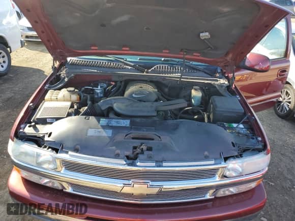 2002 Chevrolet Suburban LT с VIN 1GNEC16T02J218707, выставлен на аукционе Copart как лот 81351814 с пробегом 114 271 миль миль и Списание • Salvage title. История ставок и продаж доступна на DreamBid. Изображение 12.