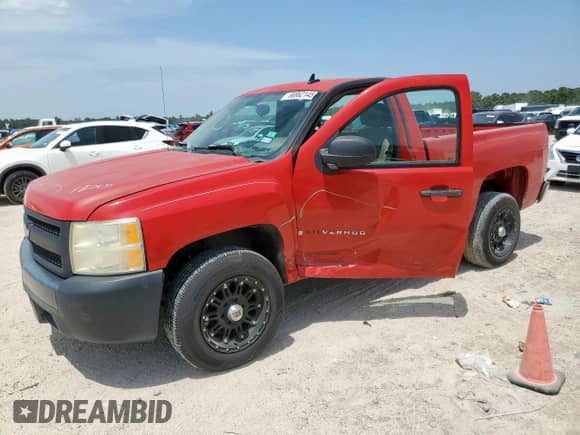 2007 Chevrolet Silverado 1500 Work Truck z VIN 1GCEC14C27Z536946, wystawiony jako Copart lot #66962145 z przebiegiem 151 789 mil mil oraz Szkoda całkowita • Salvage title. Historia ofert i sprzedaży dostępna na DreamBid. Obrazek 1.