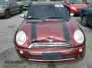 2006 MINI Hardtop with VIN WMWRC33526TK66647, listed as a Copart auction lot 81100025 with 179,203 mi miles and Salvage title. Bid and sale history available at DreamBid. Image 5.