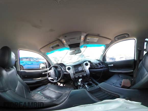 2017 Toyota Tundra SR5 z VIN 5TFEW5F18HX214934, wystawiony jako IAAI lot #43070452 z przebiegiem 221 202 mil mil oraz . Historia ofert i sprzedaży dostępna na DreamBid. Obrazek 18.