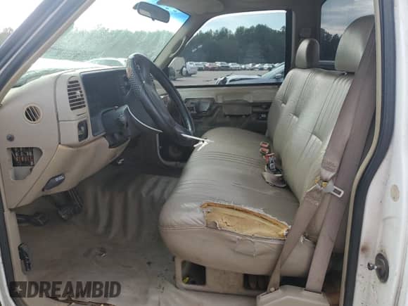 1996 Chevrolet Silverado 2500 with VIN 1GCGC24R4TE101396, listed as a Copart auction lot 83808165 with 198,731 mi miles and Salvage title. Bid and sale history available at DreamBid. Image 7.
