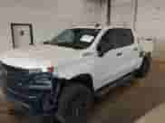 2020 Chevrolet Silverado 1500 LT Trail Boss z VIN 1GCPYFED4LZ321383, wystawiony jako IAAI lot #43285834 z przebiegiem 201 627 mil mil oraz . Historia ofert i sprzedaży dostępna na DreamBid. Obrazek 6.