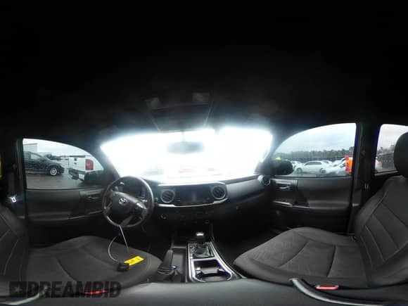 2016 Toyota Tacoma SR5 с VIN 3TMAZ5CN2GM016383, выставлен на аукционе IAAI как лот 41510433 с пробегом 148 201 миль миль и . История ставок и продаж доступна на DreamBid. Изображение 18.