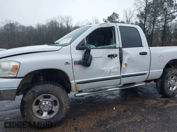 2007 Dodge 2500 SLT с VIN 1D7KS28C67J525121, выставлен на аукционе IAAI как лот 41591016 с пробегом 224 865 миль миль и . История ставок и продаж доступна на DreamBid. Изображение 6.