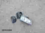 2004 Chevrolet Silverado 1500 LS z VIN 1GCEC14T84Z346130, wystawiony jako IAAI lot #43378175 z przebiegiem 118 687 mil mil oraz . Historia ofert i sprzedaży dostępna na DreamBid. Obrazek 12.