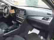 2019 Hyundai Sonata SE с VIN 5NPE24AF1KH805909, выставлен на аукционе IAAI как лот 43103753 с пробегом 74 155 миль миль и . История ставок и продаж доступна на DreamBid. Изображение 5.