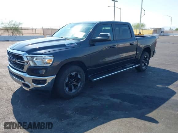 2021 Ram 1500 Big Horn z VIN 1C6RREFM9MN712074, wystawiony jako IAAI lot #42960665 z przebiegiem 44 477 mil mil oraz . Historia ofert i sprzedaży dostępna na DreamBid. Obrazek 18.