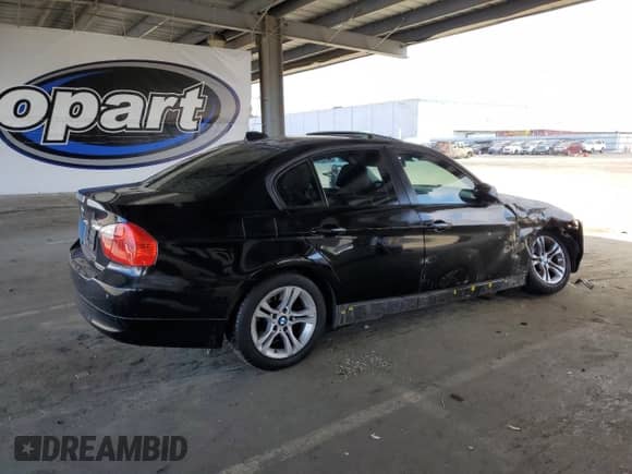 2008 BMW 3 Series 328i с VIN WBAVA33518K052987, выставлен на аукционе Copart как лот 80387665 с пробегом 199 024 миль миль и Списание • Salvage title. История ставок и продаж доступна на DreamBid. Изображение 3.