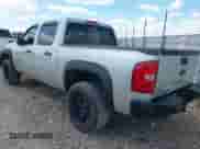 2011 Chevrolet Silverado 1500 LT z VIN 3GCPKSEA4BG110005, wystawiony jako IAAI lot #43310190 z przebiegiem 212 111 mil mil oraz . Historia ofert i sprzedaży dostępna na DreamBid. Obrazek 3.