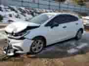 2018 Chevrolet Cruze LT с VIN 3G1BH6SE2JS589908, выставлен на аукционе Copart как лот 44049815 с пробегом 97 171 миль миль и Чистый • Clean title. История ставок и продаж доступна на DreamBid. Изображение 1.