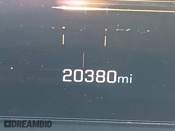 2025 Chevrolet Traverse AWD LT z VIN 1GNEVGRS9SJ160550, wystawiony jako IAAI lot #43225114 z przebiegiem 20 380 mil mil oraz . Historia ofert i sprzedaży dostępna na DreamBid. Obrazek 14.