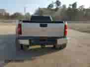 2008 Chevrolet Silverado 3500HD DRW LTZ с VIN 1GCJK33608F111611, выставлен на аукционе Copart как лот 76244664 с пробегом 287 483 миль миль и Списание • Salvage title. История ставок и продаж доступна на DreamBid. Изображение 6.