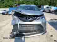 2022 Toyota Sienna Platinum с VIN 5TDERKEC9NS129434, выставлен на аукционе Copart как лот 70479265 с пробегом 72 192 миль миль и Списание • Salvage title. История ставок и продаж доступна на DreamBid. Изображение 5.