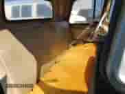 1962 Chevrolet S-10 z VIN 2C1440128838, wystawiony jako Copart lot #76360354 z przebiegiem 10 770 mil mil oraz Czysty tytuł • Clean title. Historia ofert i sprzedaży dostępna na DreamBid. Obrazek 10.