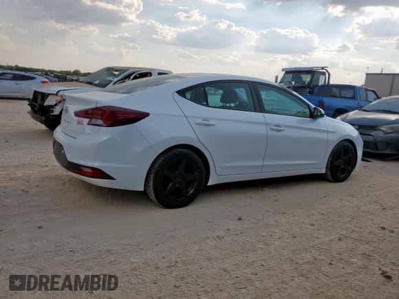 2019 Hyundai Elantra SE с VIN 5NPD74LF4KH457047, выставлен на аукционе Copart как лот 85176355 с пробегом 204 344 миль миль и Чистый • Clean title. История ставок и продаж доступна на DreamBid. Изображение 3.