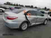 2016 Toyota Camry LE z VIN 4T1BD1FK9GU180430, wystawiony jako Copart lot #85649785 z przebiegiem 60 600 mil mil oraz Szkoda całkowita • Salvage title. Historia ofert i sprzedaży dostępna na DreamBid. Obrazek 3.