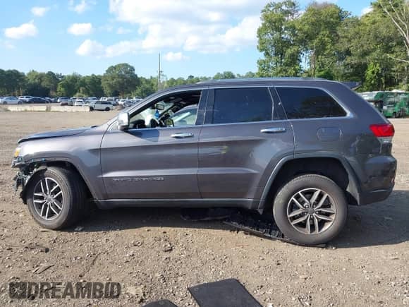 2021 Jeep Grand Cherokee Limited with VIN 1C4RJFBG1MC525378, listed as a IAAI auction lot 43227482 with 64,174 mi miles and . Bid and sale history available at DreamBid. Image 13.