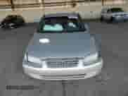 1998 Toyota Camry LE z VIN JT2BG28KXW0140225, wystawiony jako Copart lot #49845375 z przebiegiem 255 283 mil mil oraz Szkoda całkowita • Salvage title. Historia ofert i sprzedaży dostępna na DreamBid. Obrazek 5.