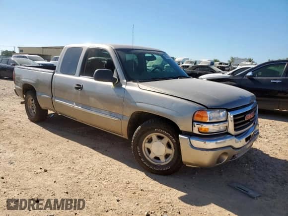 2003 GMC Sierra 1500 SLE with VIN 2GTEC19T331306764, listed as a Copart auction lot 66024655 with Not provided miles and Salvage title. Bid and sale history available at DreamBid. Image 4.