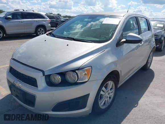 2013 Chevrolet Sonic LT с VIN 1G1JC6SB5D4138296, выставлен на аукционе IAAI как лот 43320044 с пробегом 59 156 миль миль и . История ставок и продаж доступна на DreamBid. Изображение 2.