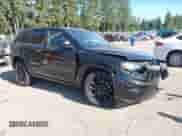 2018 Jeep Grand Cherokee Upland z VIN 1C4RJFAG2JC264565, wystawiony jako IAAI lot #42677466 z przebiegiem 124 860 mil mil oraz . Historia ofert i sprzedaży dostępna na DreamBid. Obrazek 1.