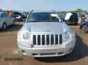 2008 Jeep Compass Sport с VIN 1J8FT47008D789312, выставлен на аукционе IAAI как лот 42984269 с пробегом 125 557 миль миль и . История ставок и продаж доступна на DreamBid. Изображение 12.