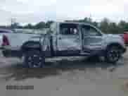 2022 Ram 1500 Rebel z VIN 1C6SRFLT2NN278889, wystawiony jako IAAI lot #43193756 z przebiegiem 88 073 mil mil oraz . Historia ofert i sprzedaży dostępna na DreamBid. Obrazek 12.