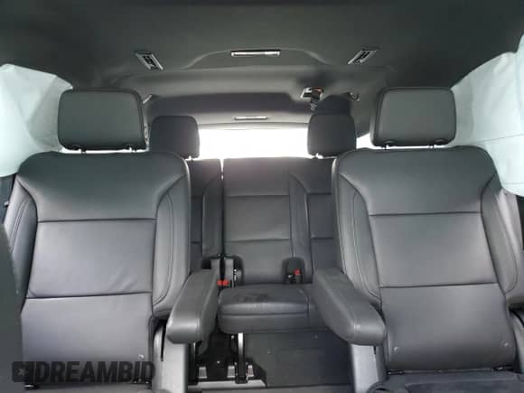 2024 Chevrolet Suburban Z71 с VIN 1GNSKDKD1RR217213, выставлен на аукционе Copart как лот 70671255 с пробегом 14 845 миль миль и Списание • Salvage title. История ставок и продаж доступна на DreamBid. Изображение 10.