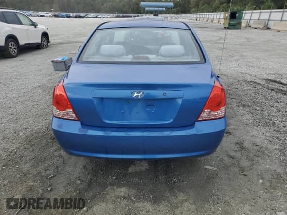 2006 Hyundai Elantra GLS z VIN KMHDN46D26U269070, wystawiony jako Copart lot #85185075 z przebiegiem 197 254 mil mil oraz Szkoda całkowita • Salvage title. Historia ofert i sprzedaży dostępna na DreamBid. Obrazek 6.