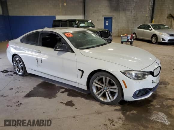 2014 BMW 4 Series 435i xDrive с VIN WBA3R5C55EF730205, выставлен на аукционе Copart как лот 87067205 с пробегом Не указан миль и Списание • Salvage title. История ставок и продаж доступна на DreamBid. Изображение 4.
