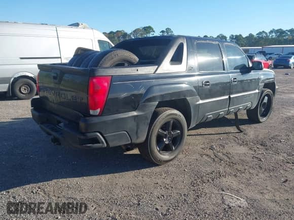 2002 Chevrolet Avalanche с VIN 3GNEC13T82G103598, выставлен на аукционе IAAI как лот 43539488 с пробегом Не указан миль и . История ставок и продаж доступна на DreamBid. Изображение 4.