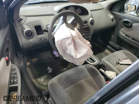 2006 Saturn ION z VIN 1G8AL58B66Z147727, wystawiony jako Copart lot #89365515 z przebiegiem Nie podano mil oraz Szkoda całkowita • Salvage title. Historia ofert i sprzedaży dostępna na DreamBid. Obrazek 8.