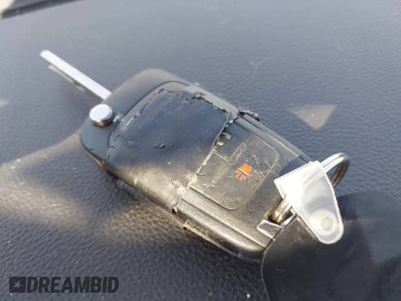 2016 Chevrolet Equinox LT with VIN 2GNALCEK6G6109563, listed as a IAAI auction lot 43421640 with 170,731 mi miles and . Bid and sale history available at DreamBid. Image 11.