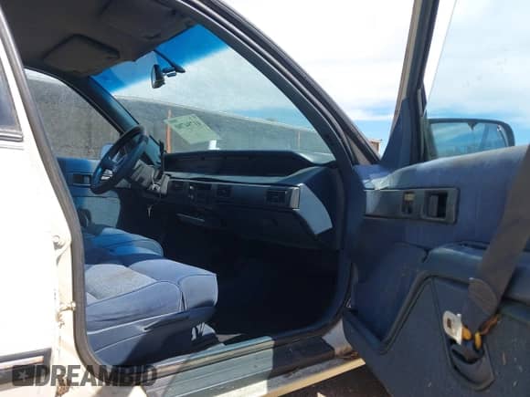 1991 Chevrolet Lumina Euro с VIN 2G1WN54T8M1150826, выставлен на аукционе IAAI как лот 41794780 с пробегом 293 206 миль миль и . История ставок и продаж доступна на DreamBid. Изображение 5.