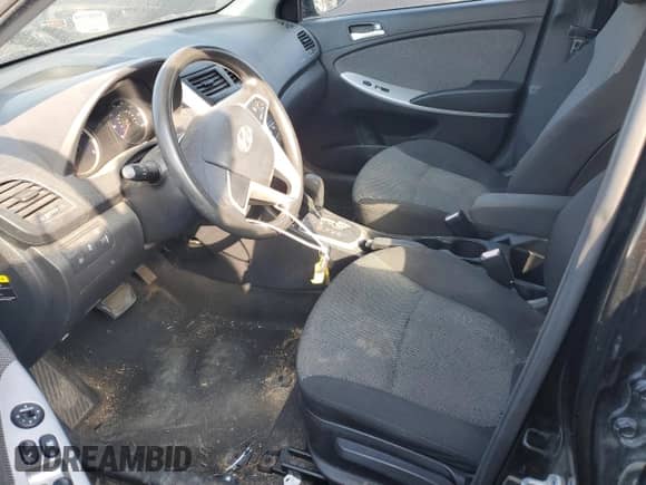 2012 Hyundai Accent GS z VIN KMHCT5AE5CU018594, wystawiony jako Copart lot #69432125 z przebiegiem 85 753 mil mil oraz Szkoda całkowita • Salvage title. Historia ofert i sprzedaży dostępna na DreamBid. Obrazek 7.