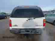 2003 Chevrolet Tahoe Z71 с VIN 1GNEK13Z93R102582, выставлен на аукционе IAAI как лот 41269919 с пробегом 178 777 миль миль и . История ставок и продаж доступна на DreamBid. Изображение 16.